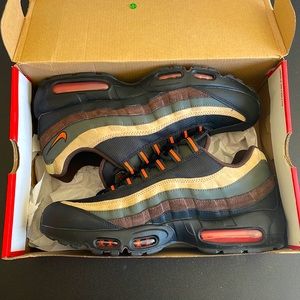 Nike Air Max 95 (Dark Army)